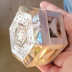 Vintage abalone mother of pearl detail carved jewelry trinket box hinges small